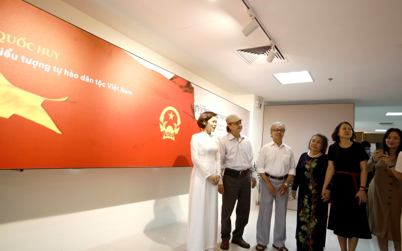 Những biểu tượng của lòng tự hào dân tộc