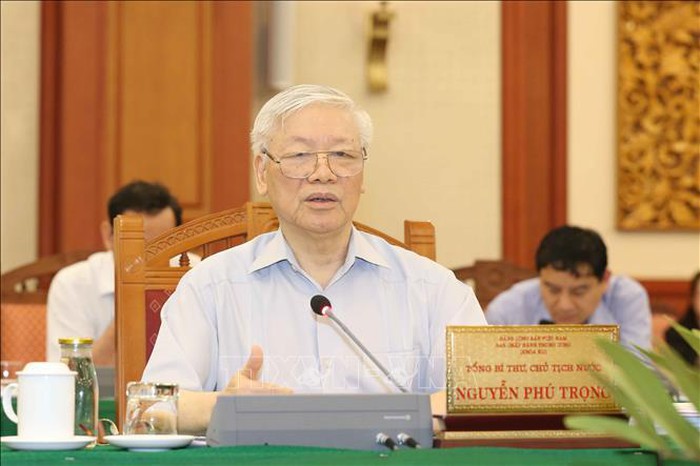 Bộ Chính trị làm việc với Ban Thường vụ Thành ủy TPHCM