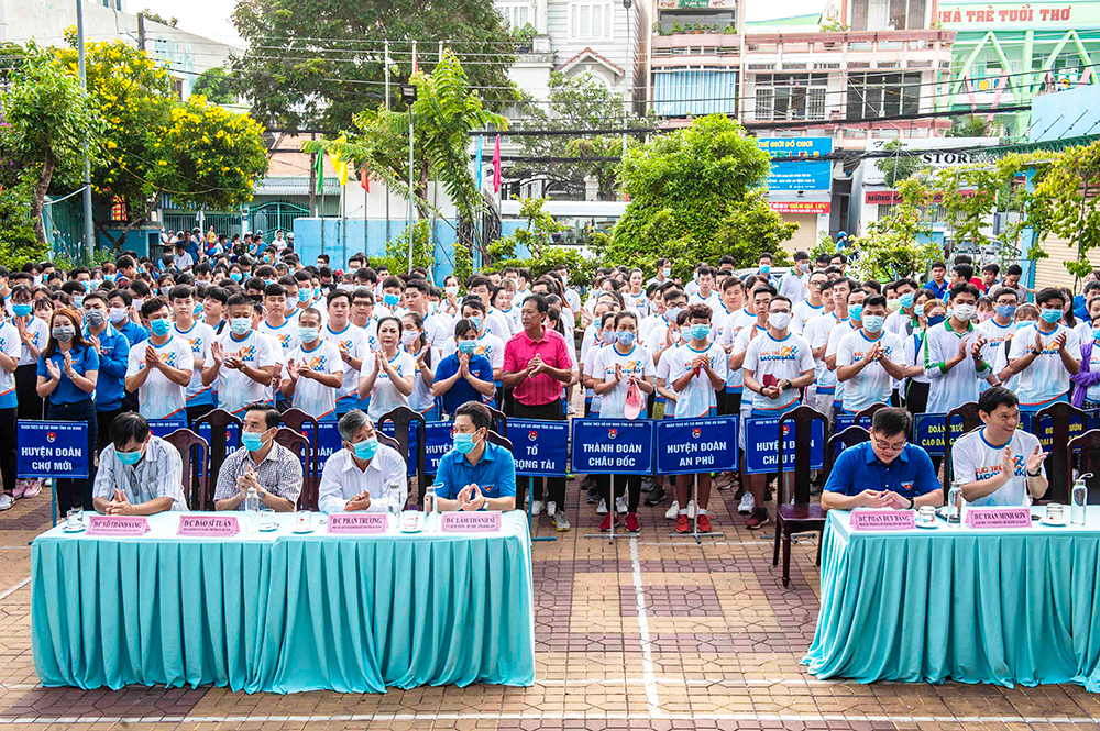 Sôi nổi Hội thao cán bộ đoàn tỉnh An Giang năm 2020