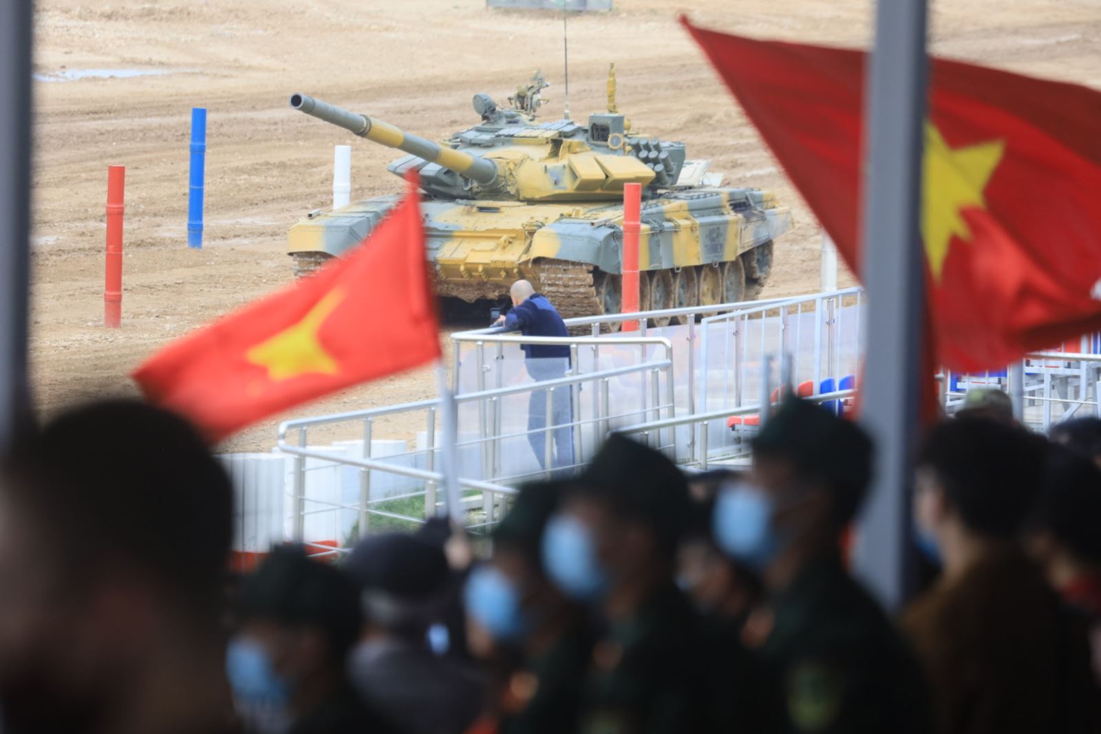 Đội tuyển xe tăng Việt Nam bước vào thi đấu chung kết Tank Biathlon