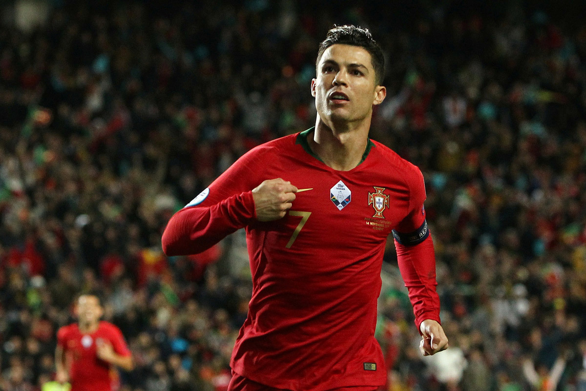 Bồ Đào Nha vs Croatia: Ronaldo thách thức lịch sử