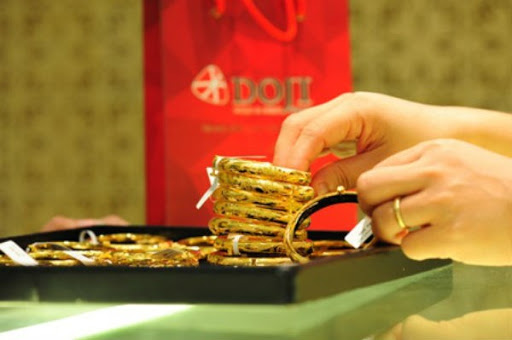 Chênh lệch giá mua - bán vàng giảm nhanh