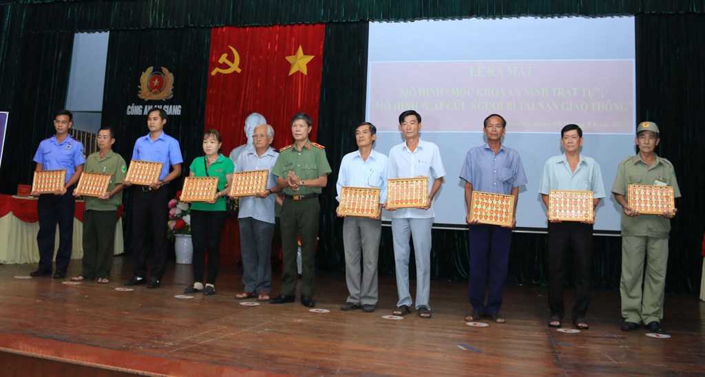 Công an tỉnh An Giang ra mắt hệ thống quản lý thông tin phản ánh về an ninh trật tự