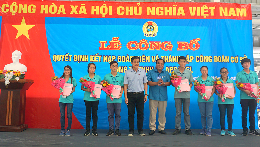 Thúc đẩy thành lập tổ chức Đảng, tổ chức chính trị - xã hội trong doanh nghiệp