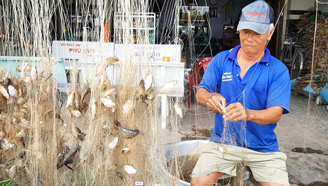 Đồng Tháp: Nhộn nhịp mùa đánh bắt thủy sản vùng lũ