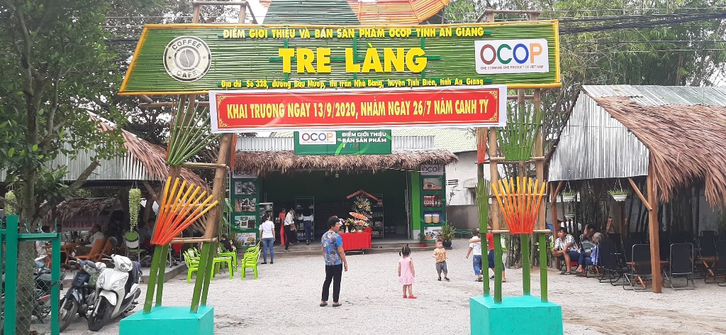 Khai trương điểm giới thiệu và bán sản phẩm OCOP đầu tiên trên địa bàn tỉnh An Giang