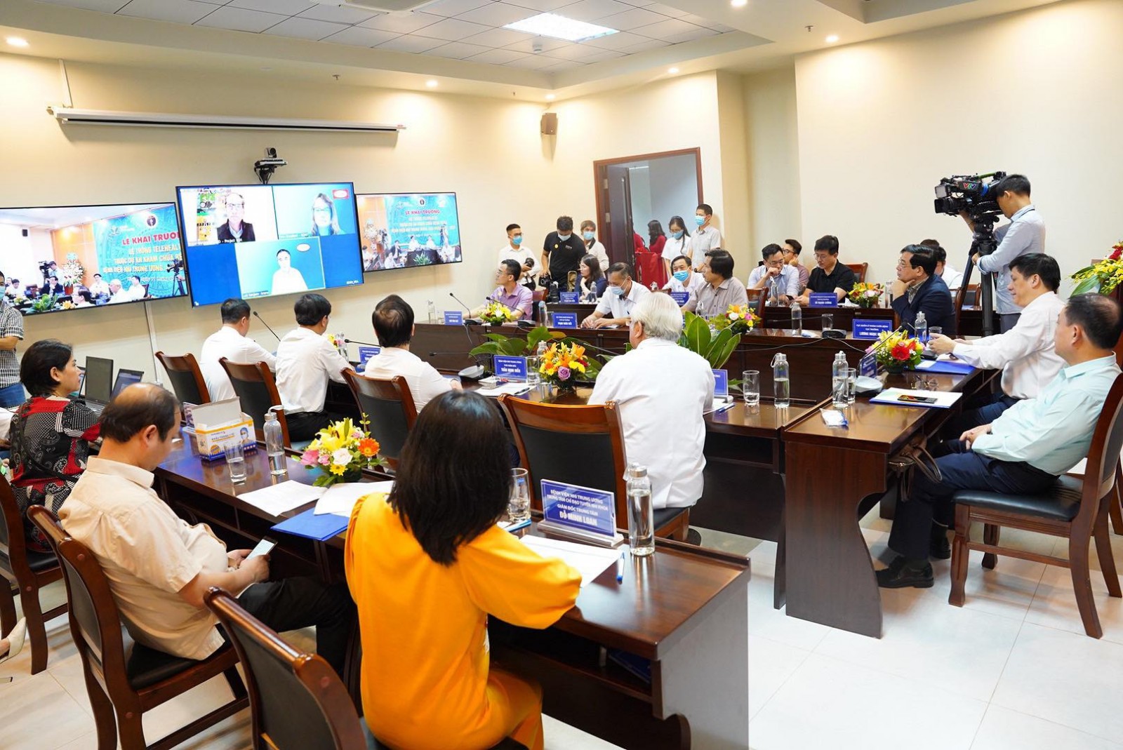 Xây dựng mạng lưới y tế "không giới hạn" giữa các tuyến