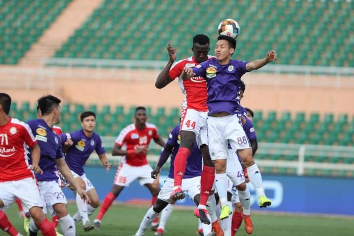 Cân não trận Hà Nội FC - CLB TP HCM