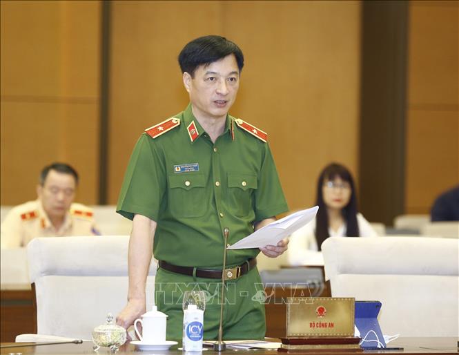 Giao quyền quản lý sát hạch lái xe cần có đánh giá kỹ