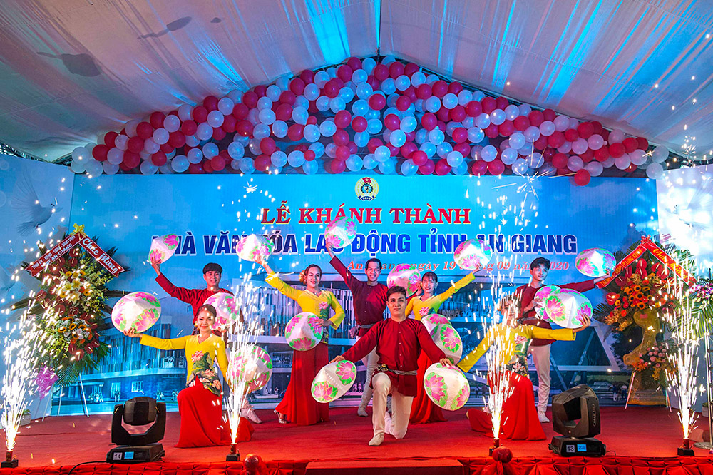 Khánh thành Nhà Văn hóa lao động tỉnh An Giang