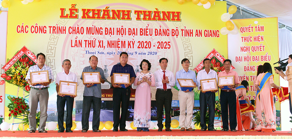 Thoại Sơn: Khánh thành các công trình chào mừng Đại hội đại biểu Đảng bộ tỉnh An Giang lần thứ XI (nhiệm kỳ 2020 – 2025)