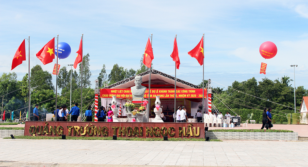 Thoại Sơn: Khánh thành các công trình chào mừng Đại hội đại biểu Đảng bộ tỉnh An Giang lần thứ XI (nhiệm kỳ 2020 – 2025)