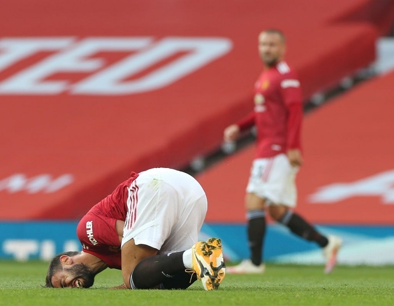 Bruno Fernandes làm trò lố MU, Chelsea nổ ‘bom tấn’ thứ 7