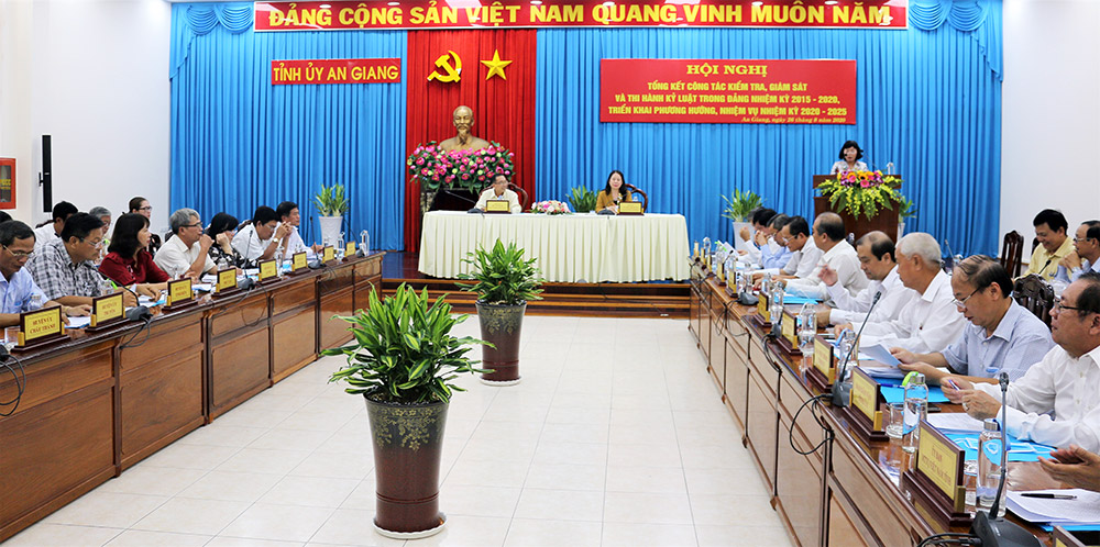 Công tác kiểm tra, giám sát góp phần xây dựng Đảng bộ trong sạch, vững mạnh