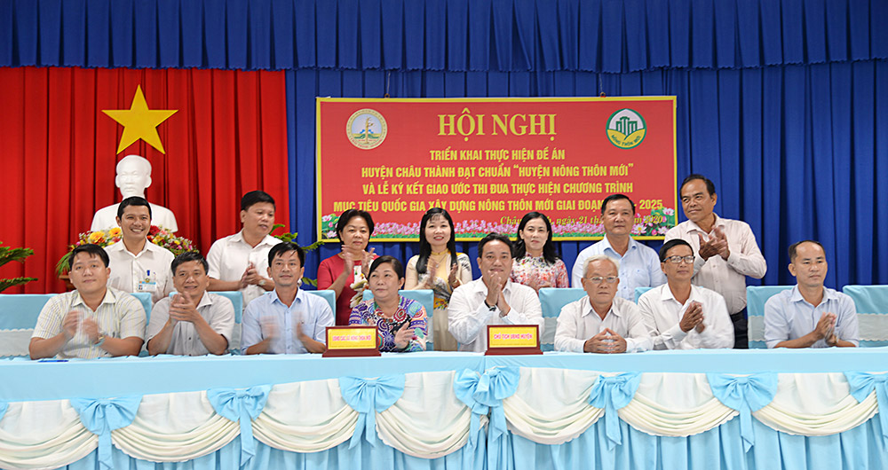 Châu Thành quyết tâm trở thành “Huyện nông thôn mới”
