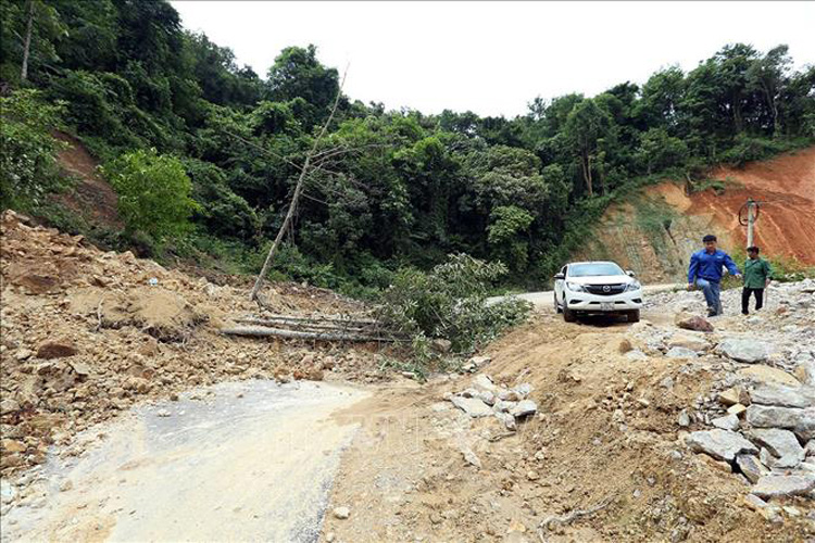 Thời tiết ngày 21-9: Bắc Bộ, Trung Bộ lượng mưa giảm, vùng núi đề phòng lũ quét, sạt lở đất