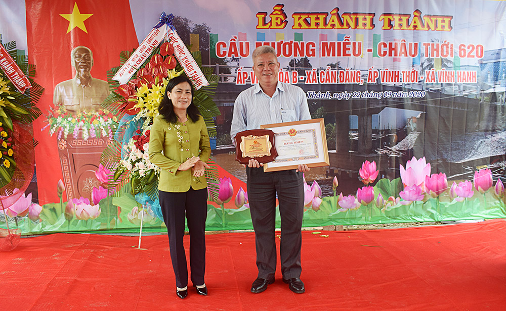 Châu Thành khánh thành công trình chào mừng Đại hội đại biểu Đảng bộ tỉnh lần thứ XI