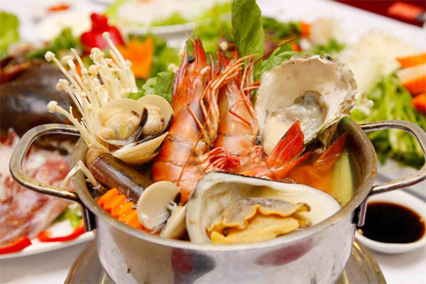 Sáu loại thực phẩm tàn phá làn da của bạn