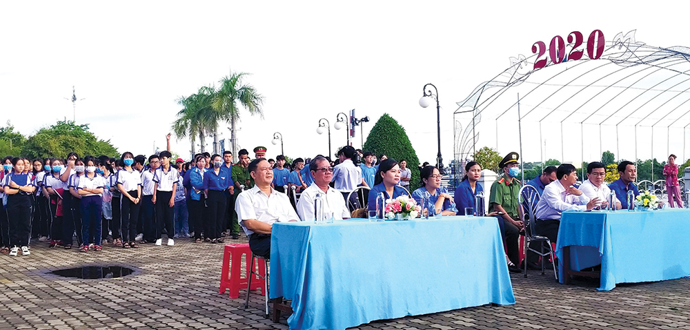 Châu Đốc: Phát động hưởng ứng “Chiến dịch làm cho thế giới sạch hơn năm 2020”