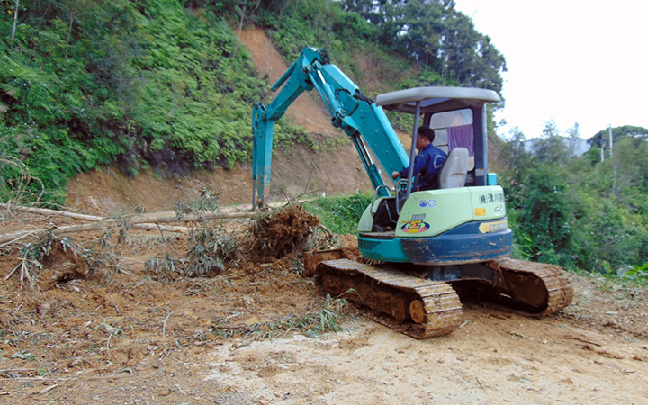 Nỗ lực khắc phục hậu quả mưa, bão, ổn định cuộc sống người dân