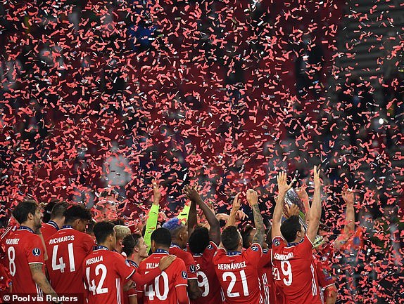 Hạ Sevilla sau 120 phút, Bayern Munich thống trị trời Âu