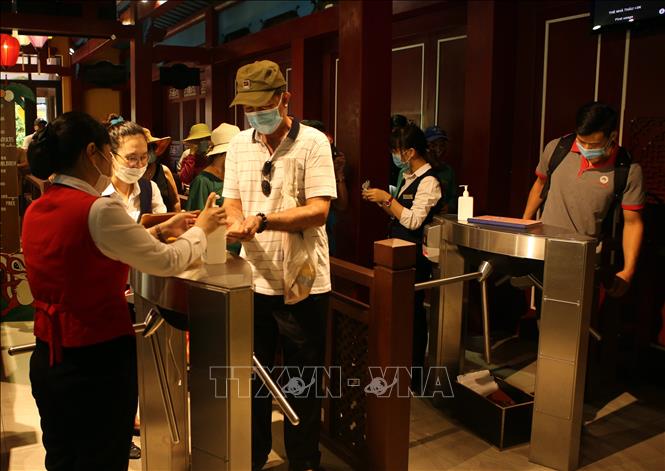 Công điện của Thủ tướng Chính phủ Nguyễn Xuân Phúc về phòng, chống dịch COVID-19