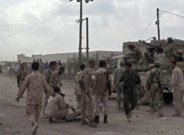 Yemen: Doanh trại quân đội bị tấn công, nhiều binh sỹ thương vong