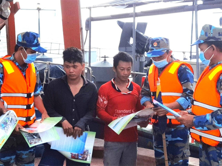 Điểm tựa vững chắc cho ngư dân vươn khơi, bám biển