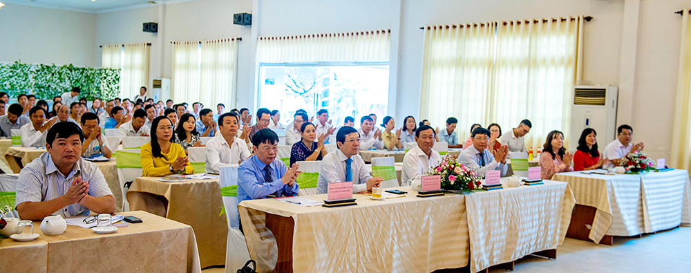 Khai giảng khóa bồi dưỡng nghiệp vụ công tác mặt trận