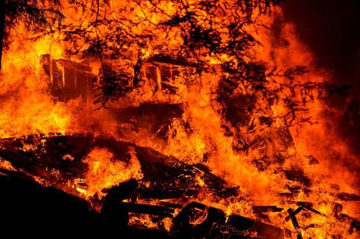 Mỹ: Cháy rừng thiêu rụi diện tích kỷ lục tại bang California