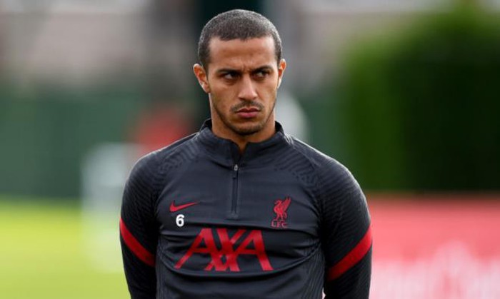Thiago Alcantara nhiễm SARS-CoV-2