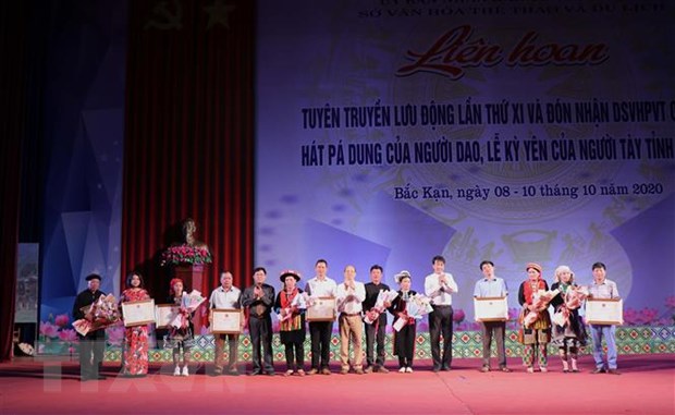 Hát Pá dung và lễ Kỳ yên là Di sản văn hóa phi vật thể quốc gia
