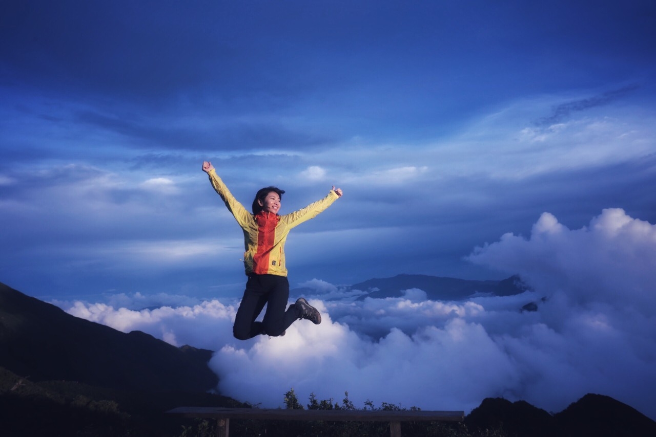 Lên thiên đường mây Tà Chì Nhù ngắm hoa Chi Pâu