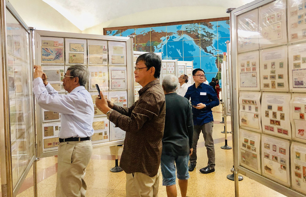 Nhiều bộ tem quý, hiếm tại triển lãm Tem bưu chính Hà Nội mở rộng 2020