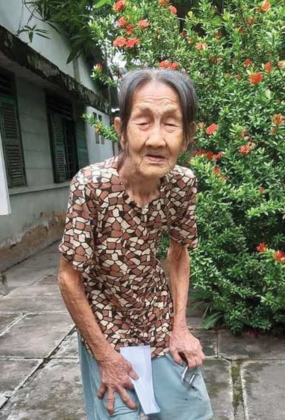 Cảnh khó khăn của 2 gia đình