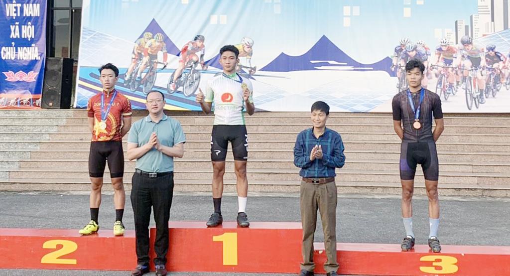 Xe đạp địa hình An Giang vươn xa