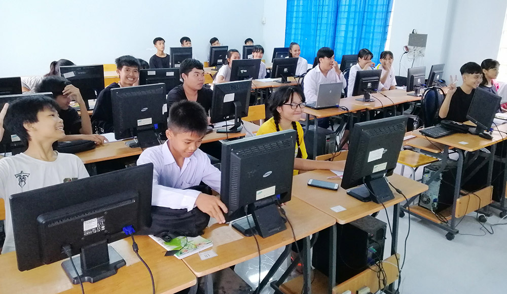 Giúp học sinh có nghề trước khi tốt nghiệp phổ thông