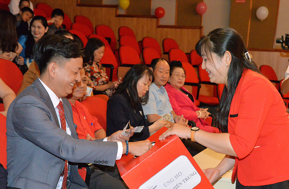 Văn phòng Tổng đại lý Prudential Long Xuyên tổ chức lễ kỷ niệm 10 năm thành lập