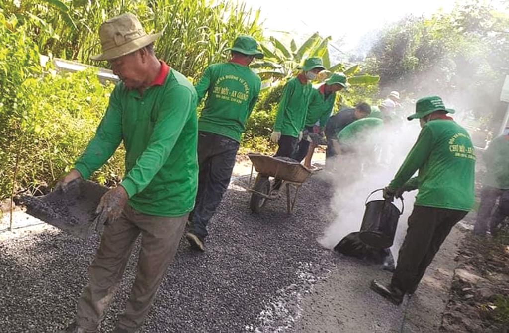 3 năm tình nguyện vá đường