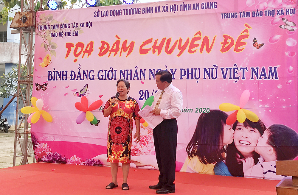 Ngày phụ nữ đặc biệt ở Trung tâm Bảo trợ xã hội