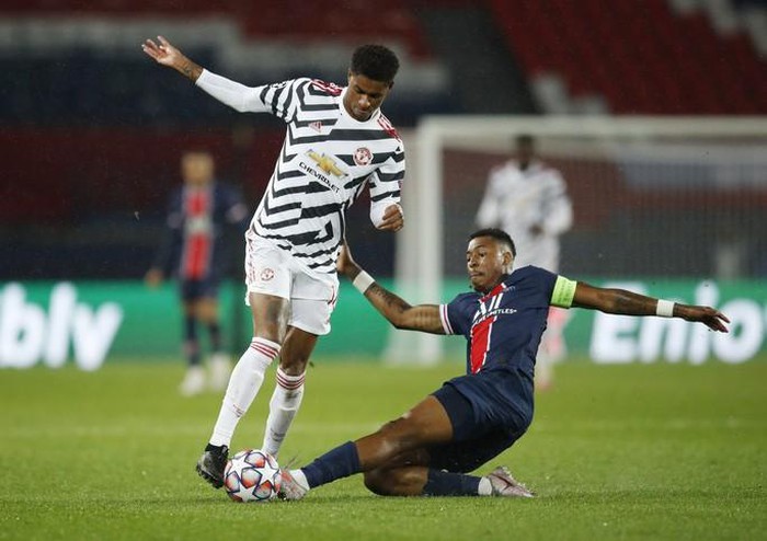 Hàng công khủng tịt ngòi, PSG gục ngã sân nhà trước Man United