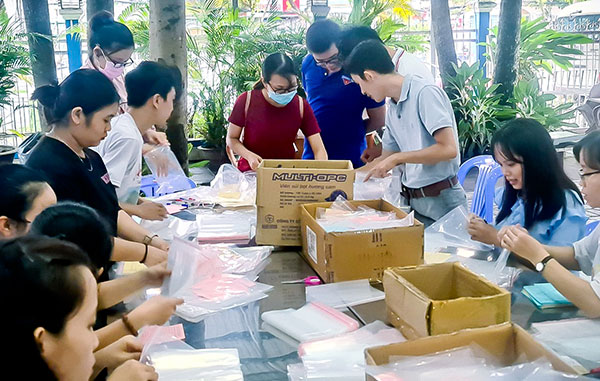 “Chuyến xe ước mơ” hỗ trợ đồng bào miền Trung