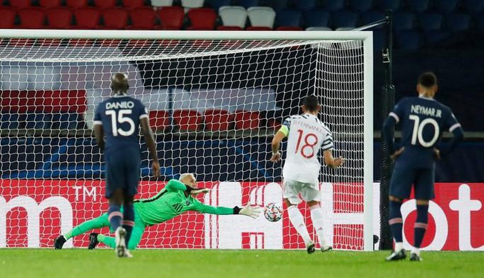 Hàng công khủng tịt ngòi, PSG gục ngã sân nhà trước Man United