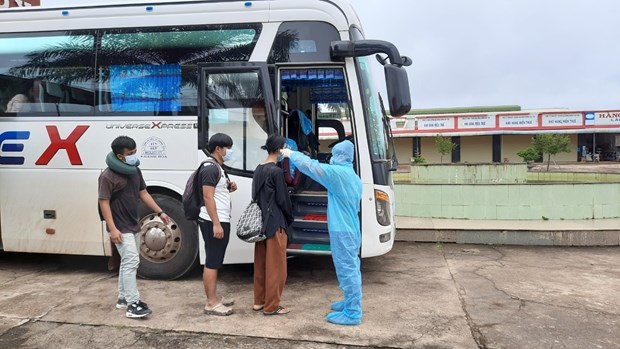 Thêm 3 ca mắc COVID-19, trong đó có hai mẹ con nhập cảnh từ Angola
