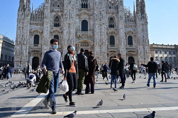 Đức tăng cường hạn chế tại Berlin, Italy áp đặt giới nghiêm cục bộ
