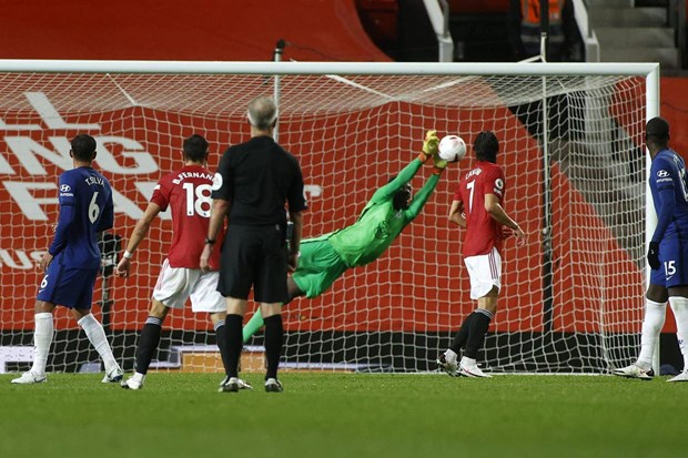 Premier League: M.U-Chelse bất phân thắng bại, Liverpool lên tốp 2