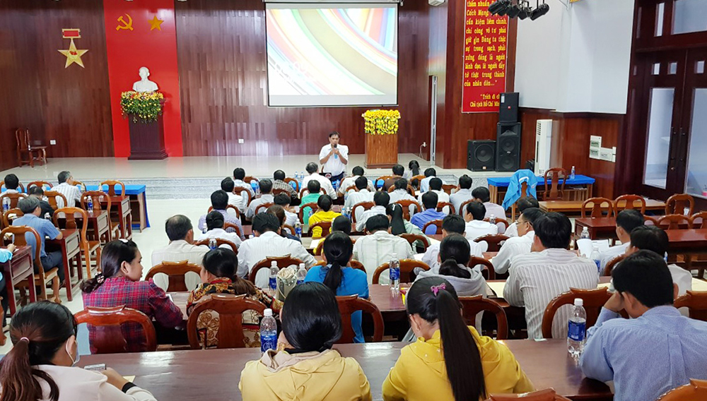 Tịnh Biên: Tập huấn công tác dân vận tham gia xây dựng nông thôn mới