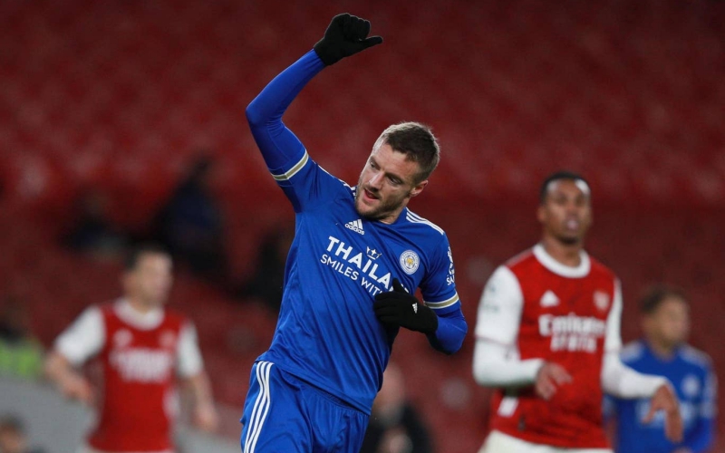 Arsenal thua Leicester 0-1 trên sân nhà