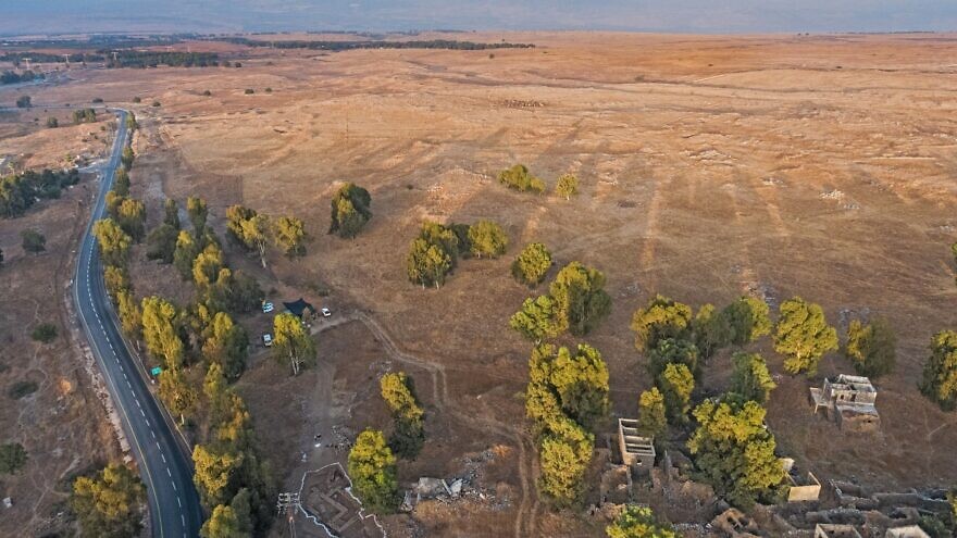 Phát lộ phiến đá đánh dấu ranh giới có niên đại 1.700 năm ở Israel