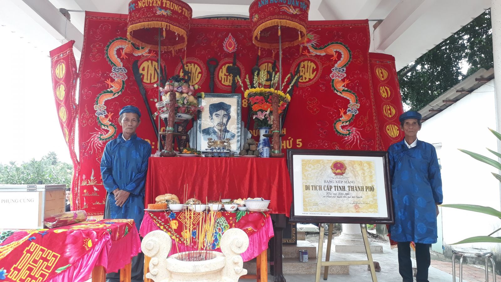 Lễ giỗ tại Xóm Nghề!